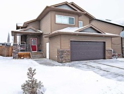 18 Mackenzie Crescent Lacombe, AB T4L 0B3
