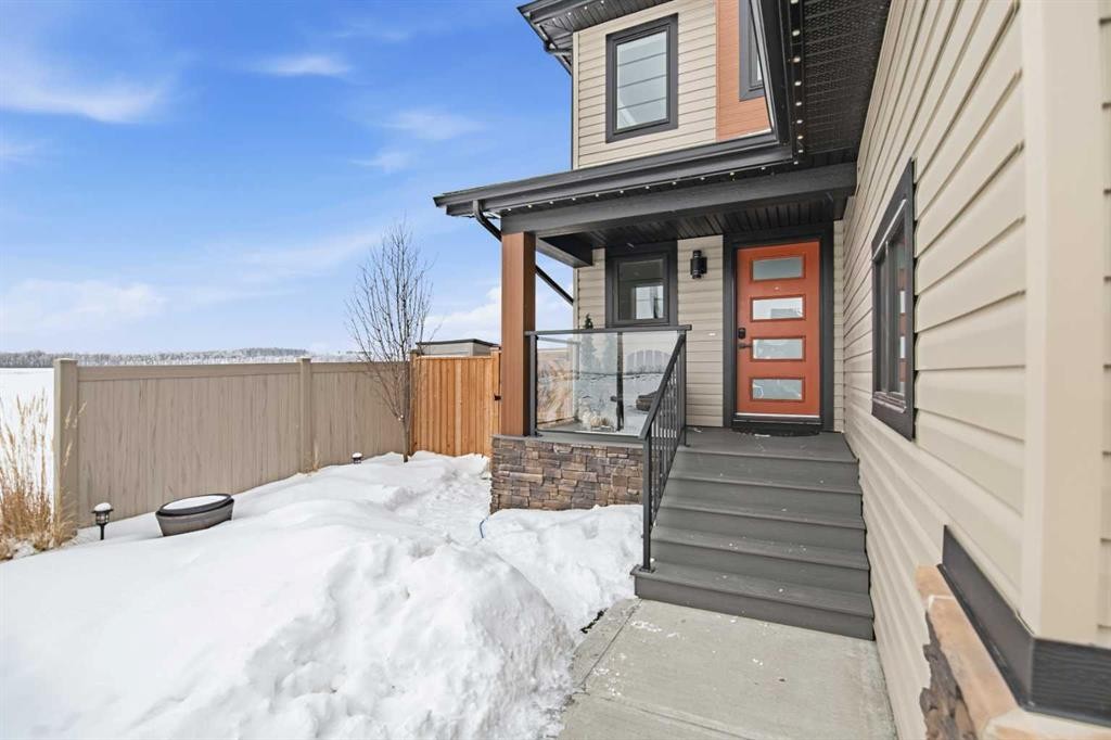 52 Iron Gate Boulevard, Sylvan Lake, AB - Outdoor