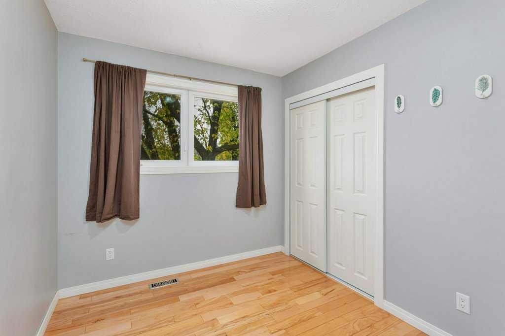 7 Nellis Avenue, Red Deer, AB - Indoor Photo Showing Other Room