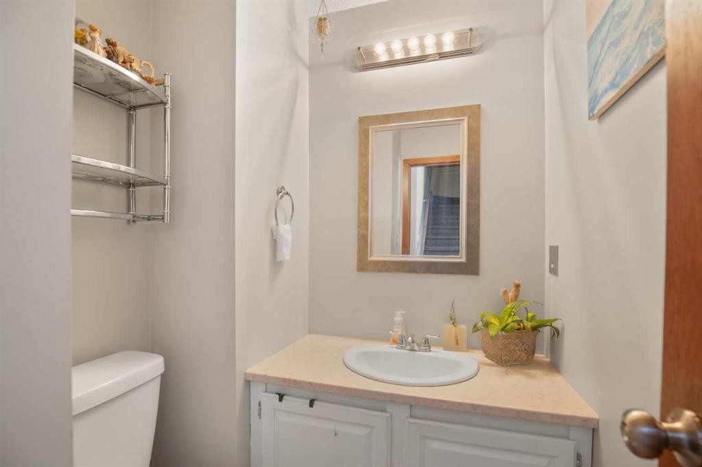 30 Greig Drive, Red Deer, AB - Indoor Photo Showing Bathroom