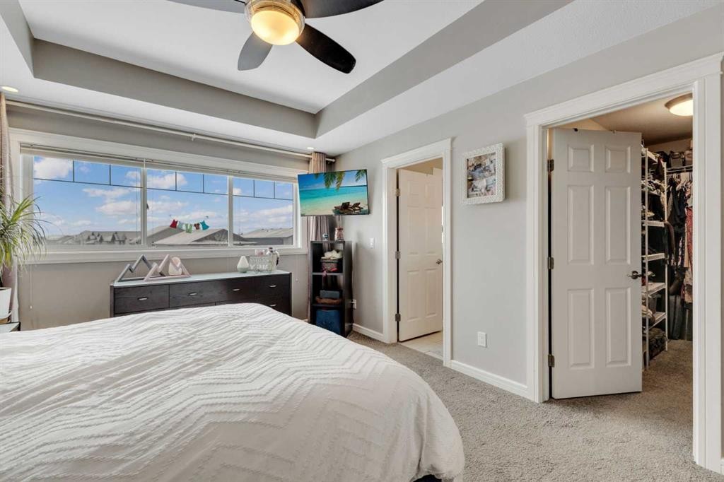 94 Mackenzie Crescent, Lacombe, AB - Indoor Photo Showing Bedroom