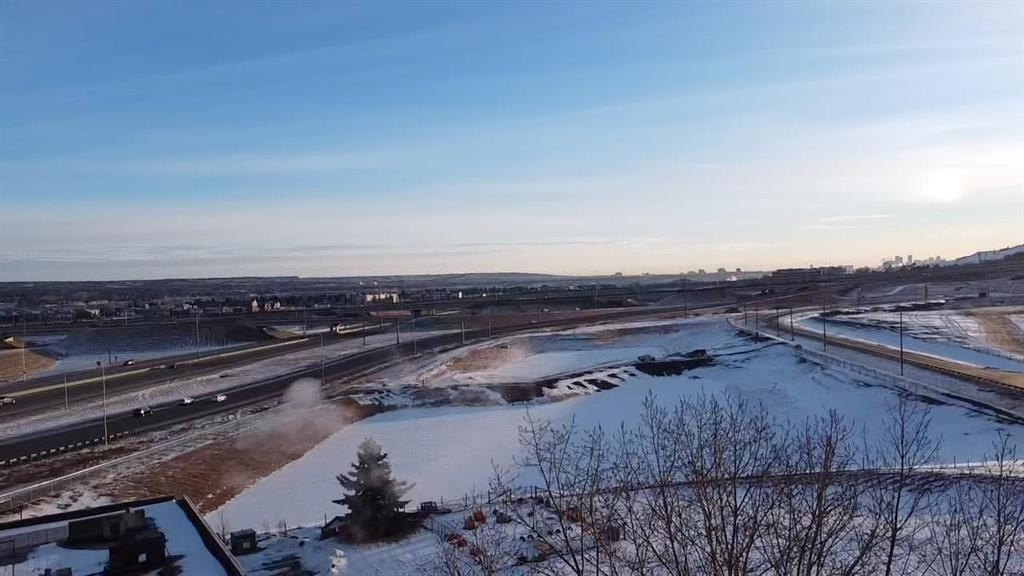 10623 West Valley Road, Calgary, AB