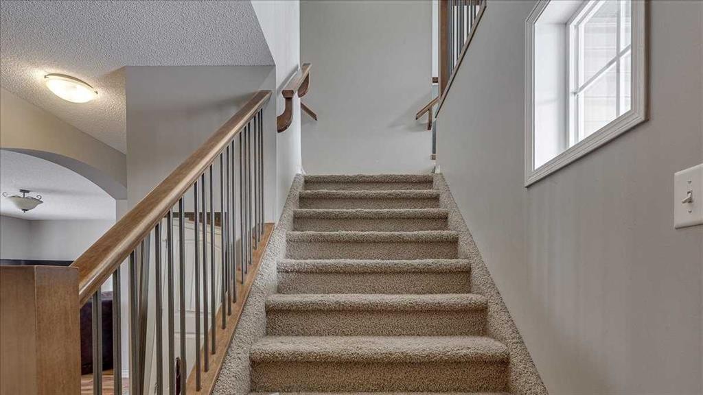 148 Valley Crescent, Blackfalds, AB - Indoor Photo Showing Other Room