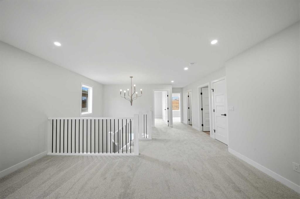 115 Crestview Boulevard, Sylvan Lake, AB - Indoor Photo Showing Other Room