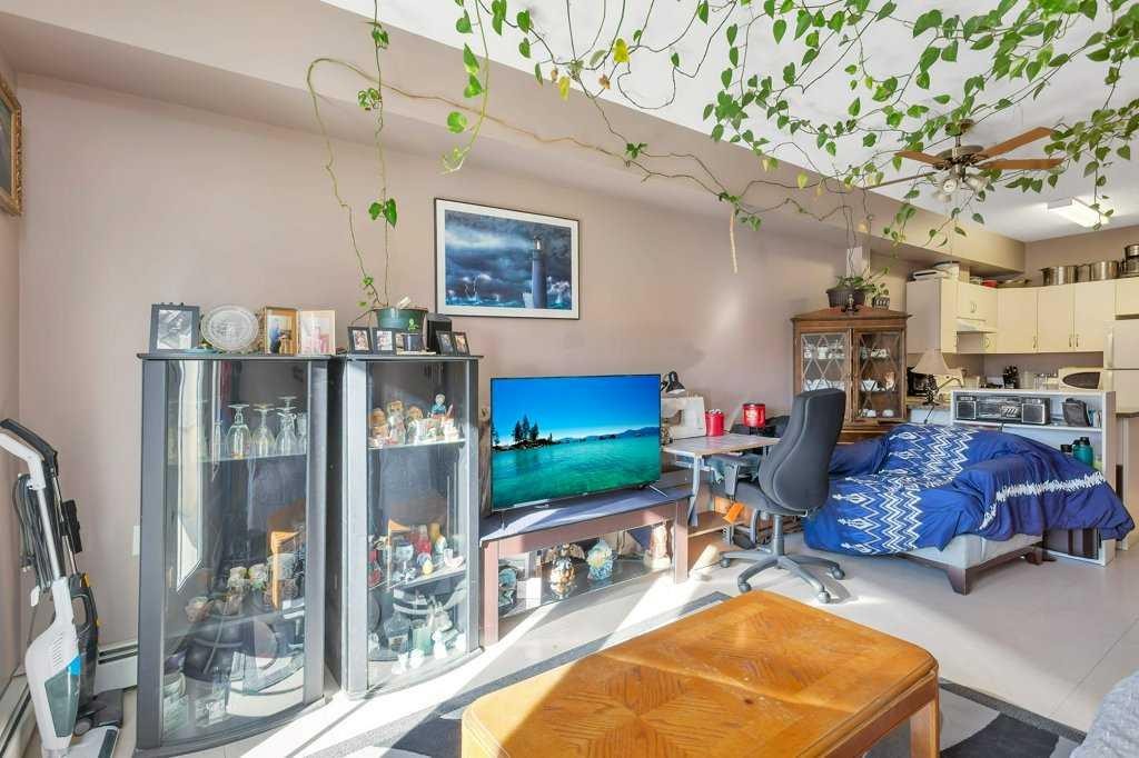 108-80A Kelloway Crescent, Red Deer, AB - Indoor