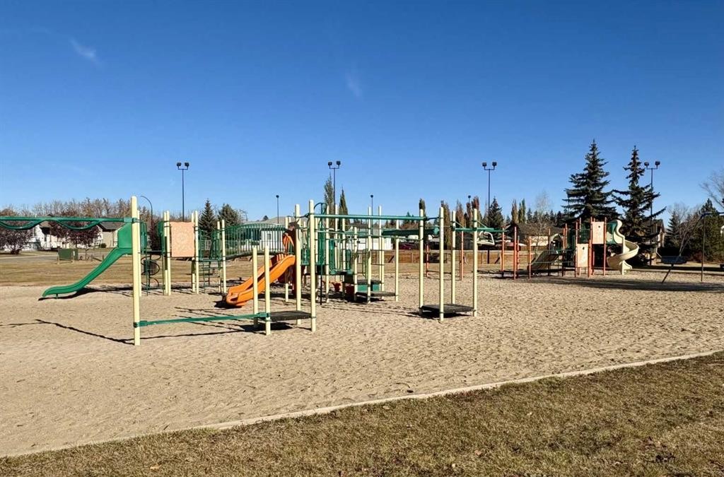 108-80A Kelloway Crescent, Red Deer, AB - Outdoor