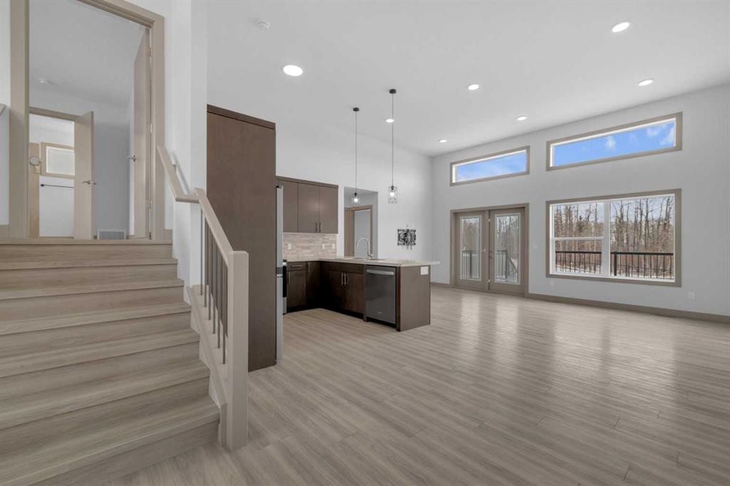 13 Vanson Close, Sylvan Lake, AB - Indoor