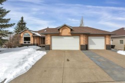 20 Lakes Close Lacombe, AB T4L 1S4