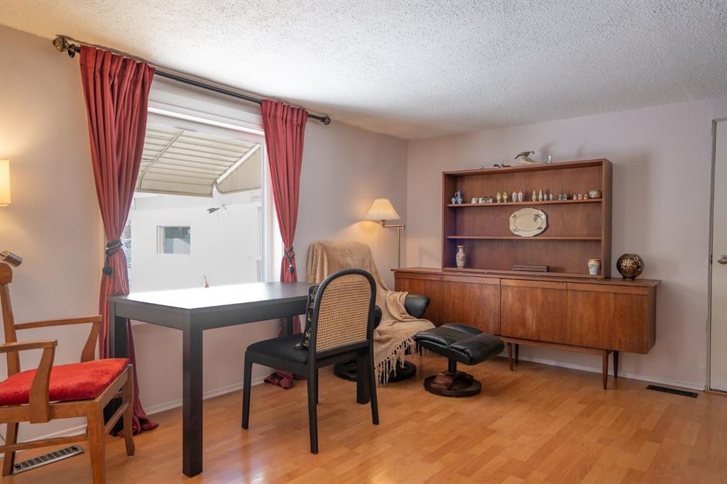 5223 Newson Boulevard, Bashaw, AB - Indoor Photo Showing Other Room