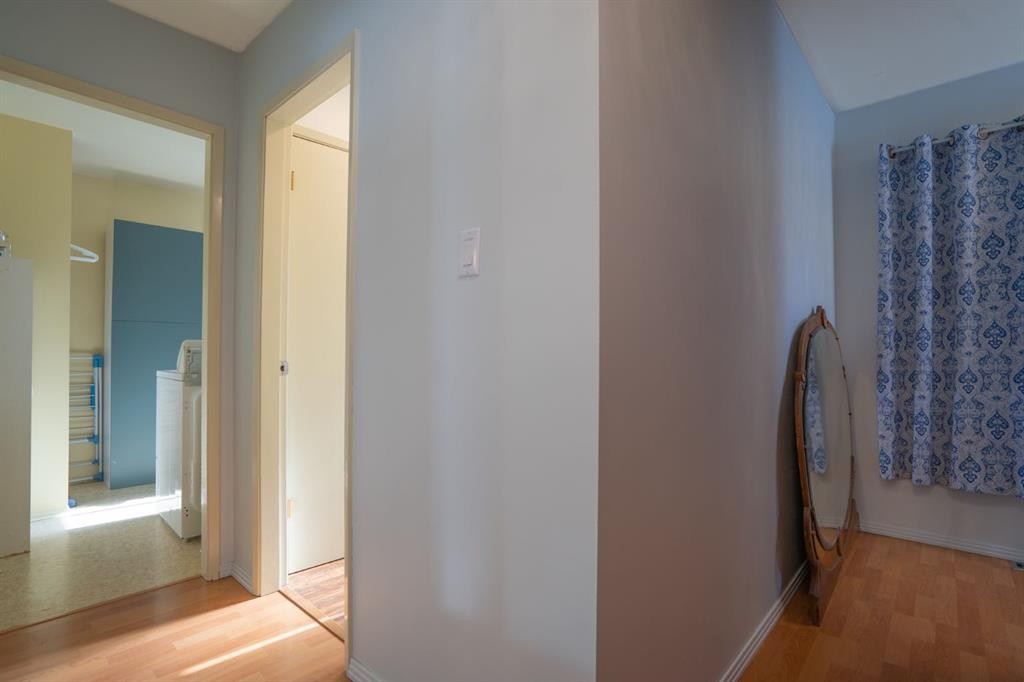 5223 Newson Boulevard, Bashaw, AB - Indoor Photo Showing Other Room