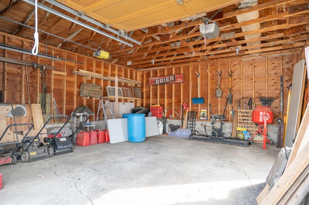 136 Main Street, Edberg, AB