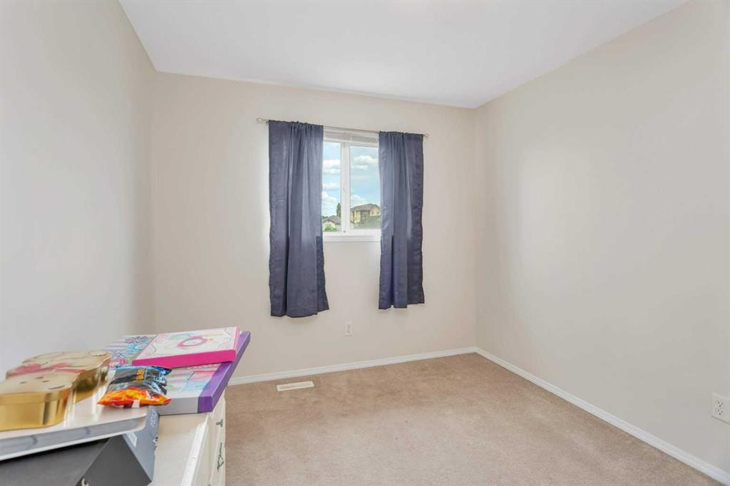 116 Arthur Close, Red Deer, AB - Indoor