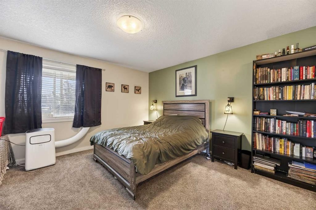 1 Destiny Way, Olds, AB - Indoor Photo Showing Bedroom