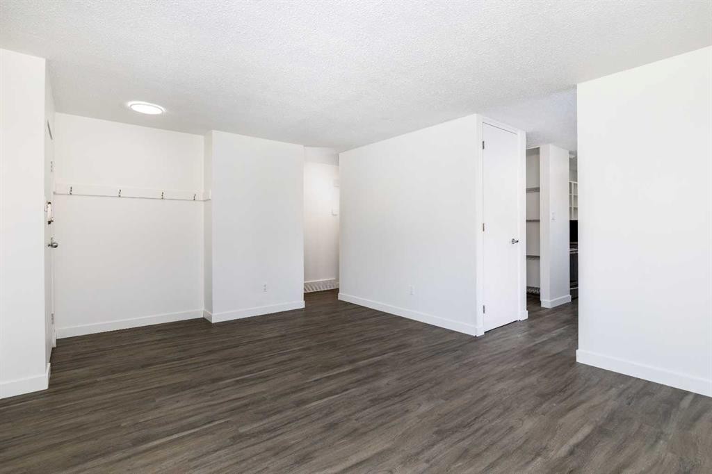 47 Olsen Street, Red Deer, AB - Indoor Photo Showing Other Room