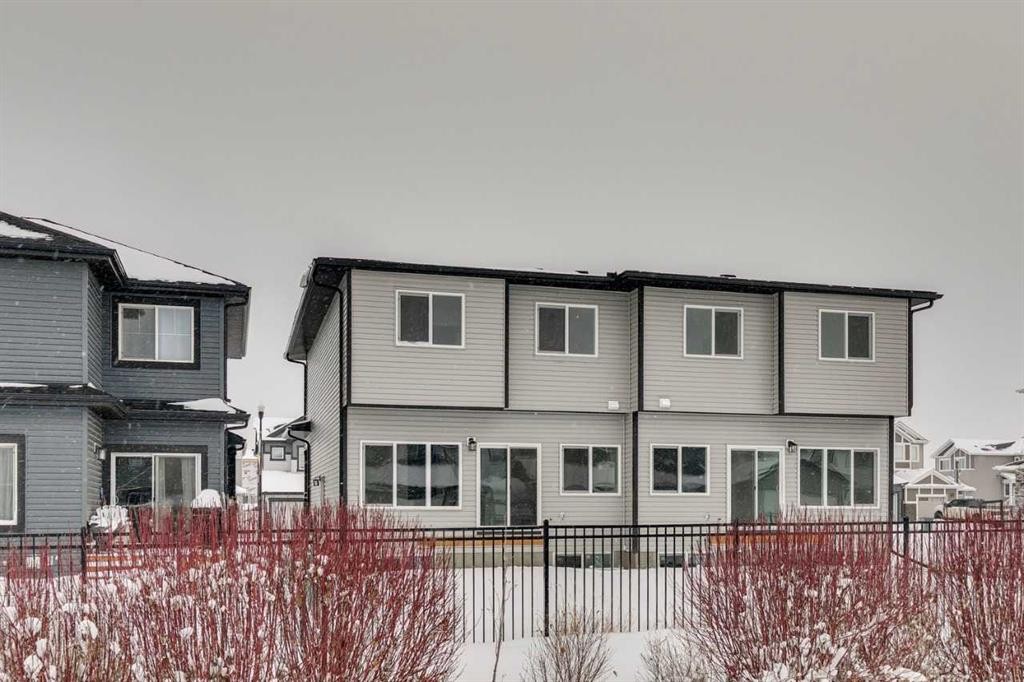 25 Linden Place, Rural Red Deer County, AB - Outdoor