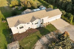 431079 Range Road 254 Rural Ponoka County, AB T4J 1R2