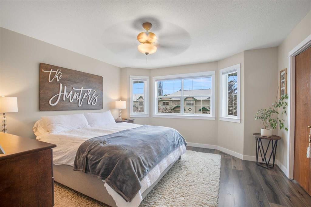 71 Abel Close, Red Deer, AB - Indoor Photo Showing Bedroom