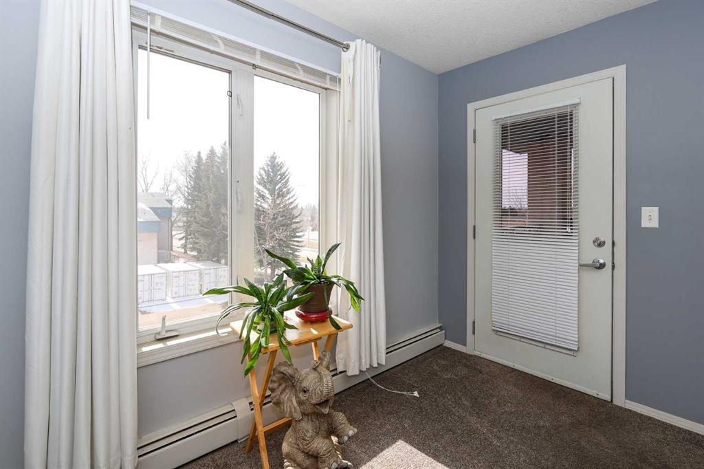 312-80A Kelloway Crescent, Red Deer, AB - Indoor Photo Showing Other Room