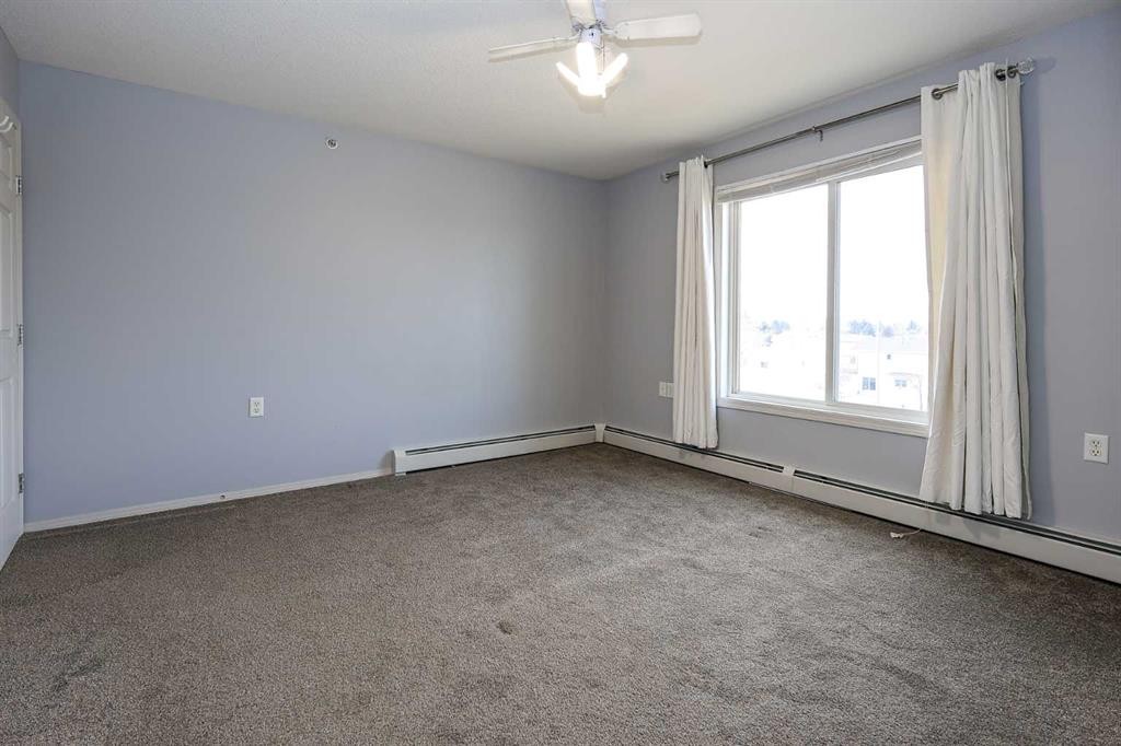 312-80A Kelloway Crescent, Red Deer, AB - Indoor Photo Showing Other Room