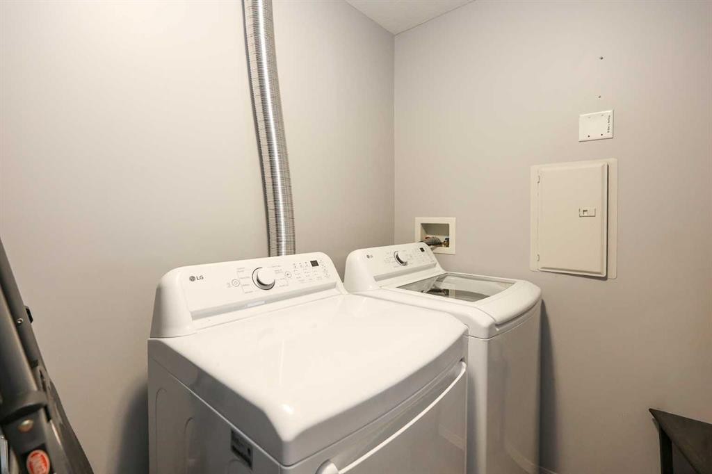 312-80A Kelloway Crescent, Red Deer, AB - Indoor Photo Showing Laundry Room