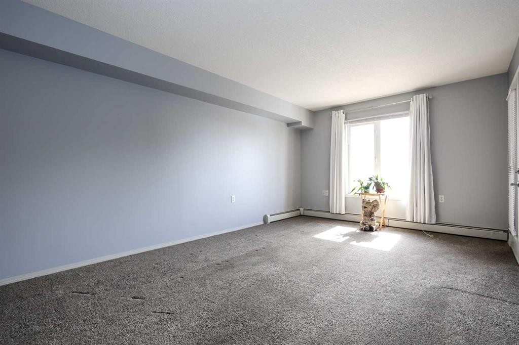 312-80A Kelloway Crescent, Red Deer, AB - Indoor Photo Showing Other Room