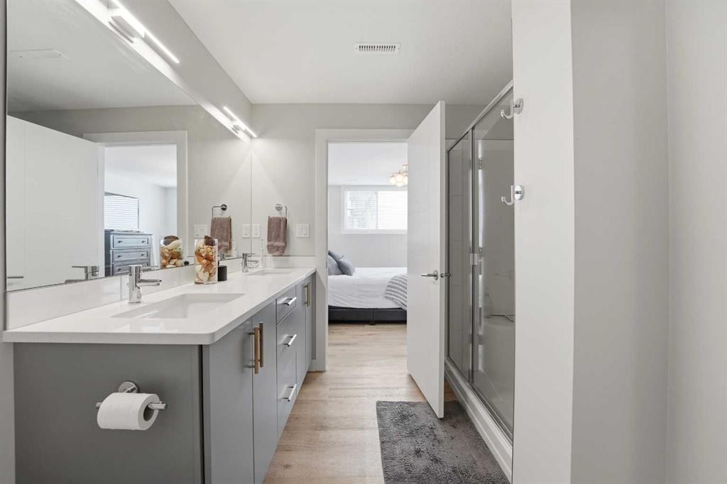 44 Evergreen Way, Red Deer, AB - Indoor Photo Showing Bathroom