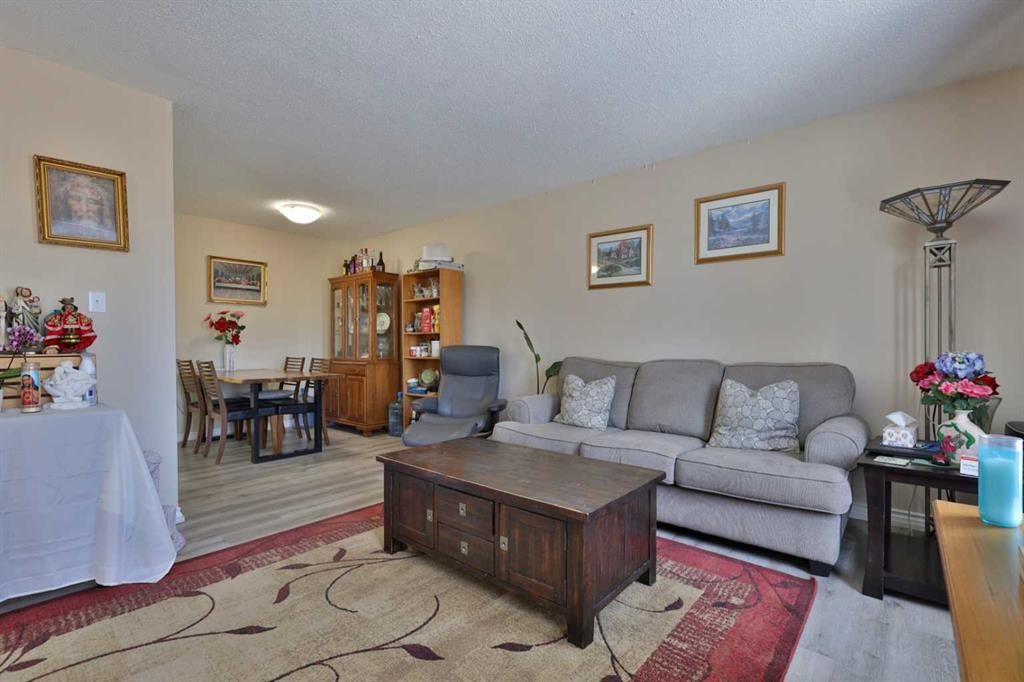 6403A 49 Avenue, Camrose, AB - Indoor Photo Showing Living Room