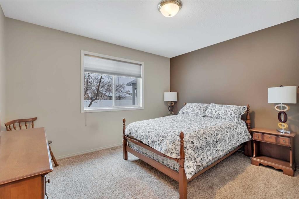 6 Jenkins Drive, Red Deer, AB - Indoor Photo Showing Bedroom