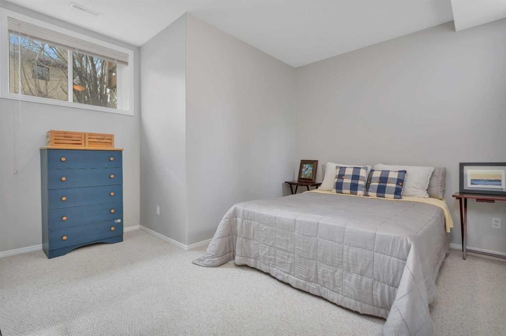 49 Coventry Lane, Lacombe, AB - Indoor Photo Showing Bedroom