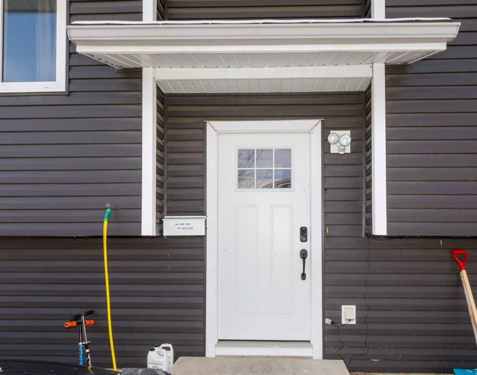 28 Goard Close, Red Deer, AB - With Exterior