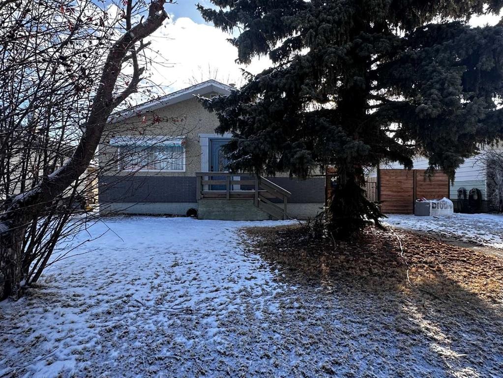 4413 40A Avenue, Red Deer, AB - Outdoor