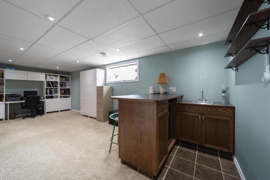 5331 55 Avenue, Bashaw, AB - Indoor