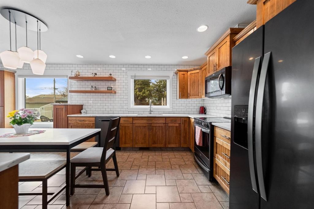 5331 55 Avenue, Bashaw, AB - Indoor