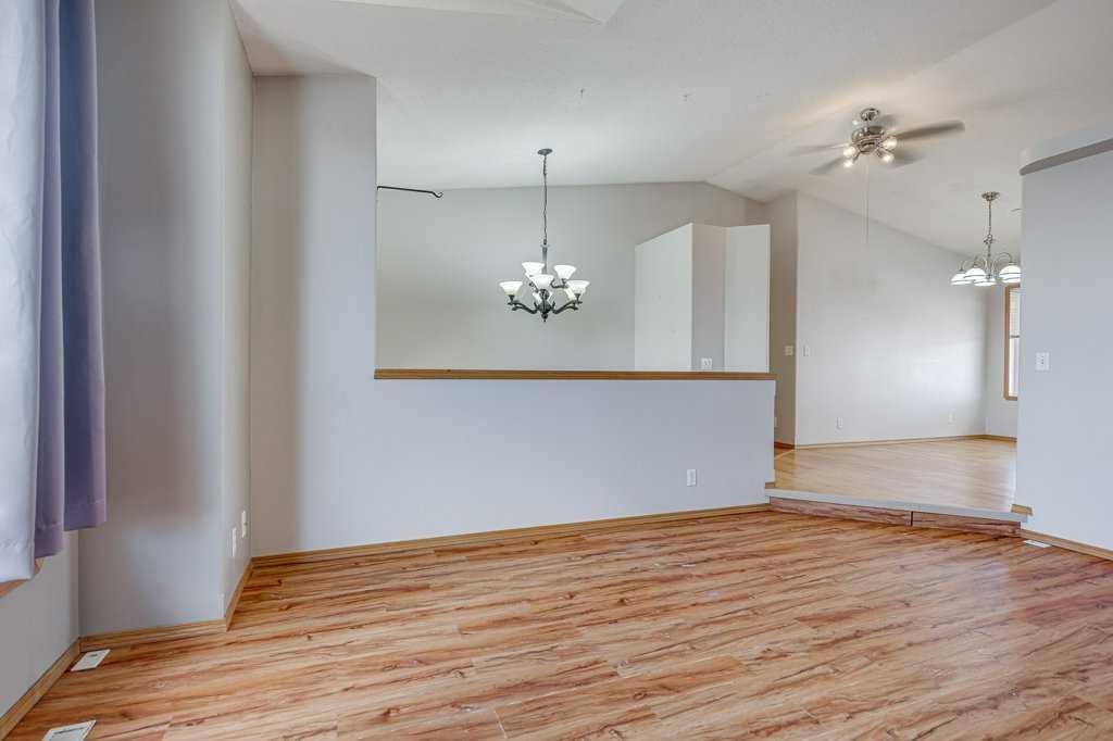 68 Herder Drive, Sylvan Lake, AB - Indoor Photo Showing Other Room