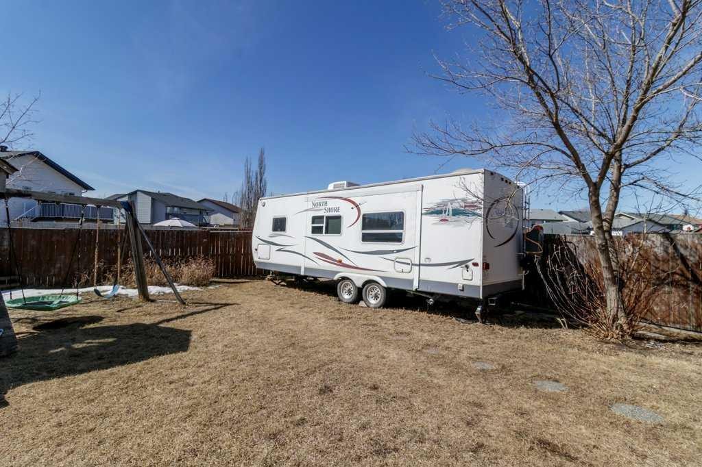 12 Hansen Close, Sylvan Lake, AB - Outdoor