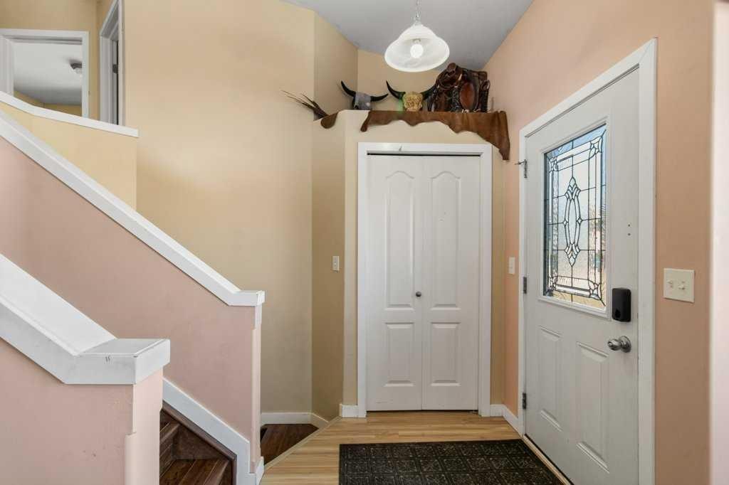 12 Hansen Close, Sylvan Lake, AB - Indoor Photo Showing Other Room