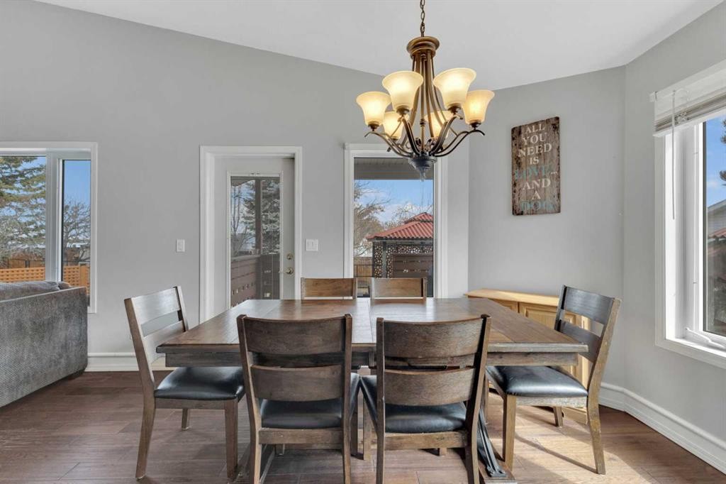 5508 49 Avenue, Alix, AB - Indoor Photo Showing Dining Room