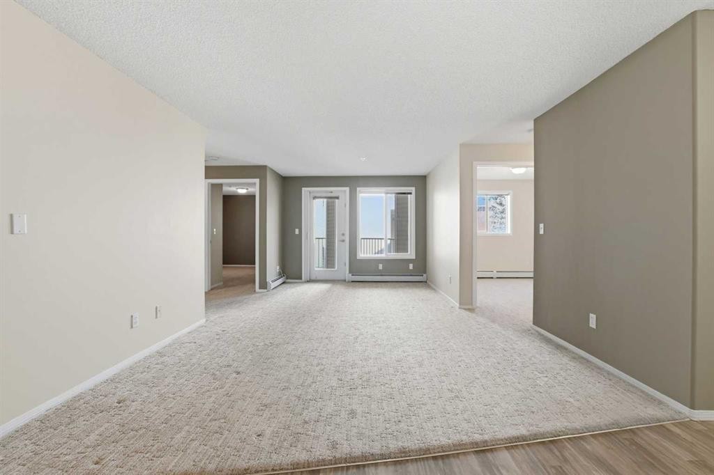 215-56 Carroll Crescent, Red Deer, AB - Indoor Photo Showing Other Room