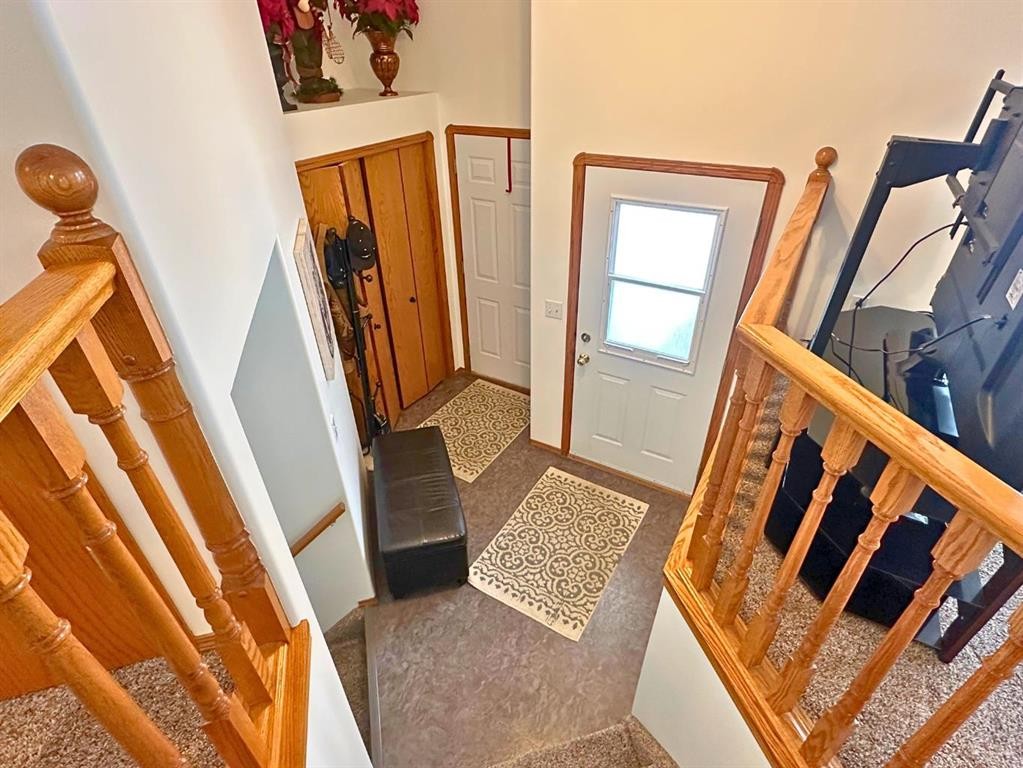 2 Dalton Close, Red Deer, AB - Indoor Photo Showing Other Room