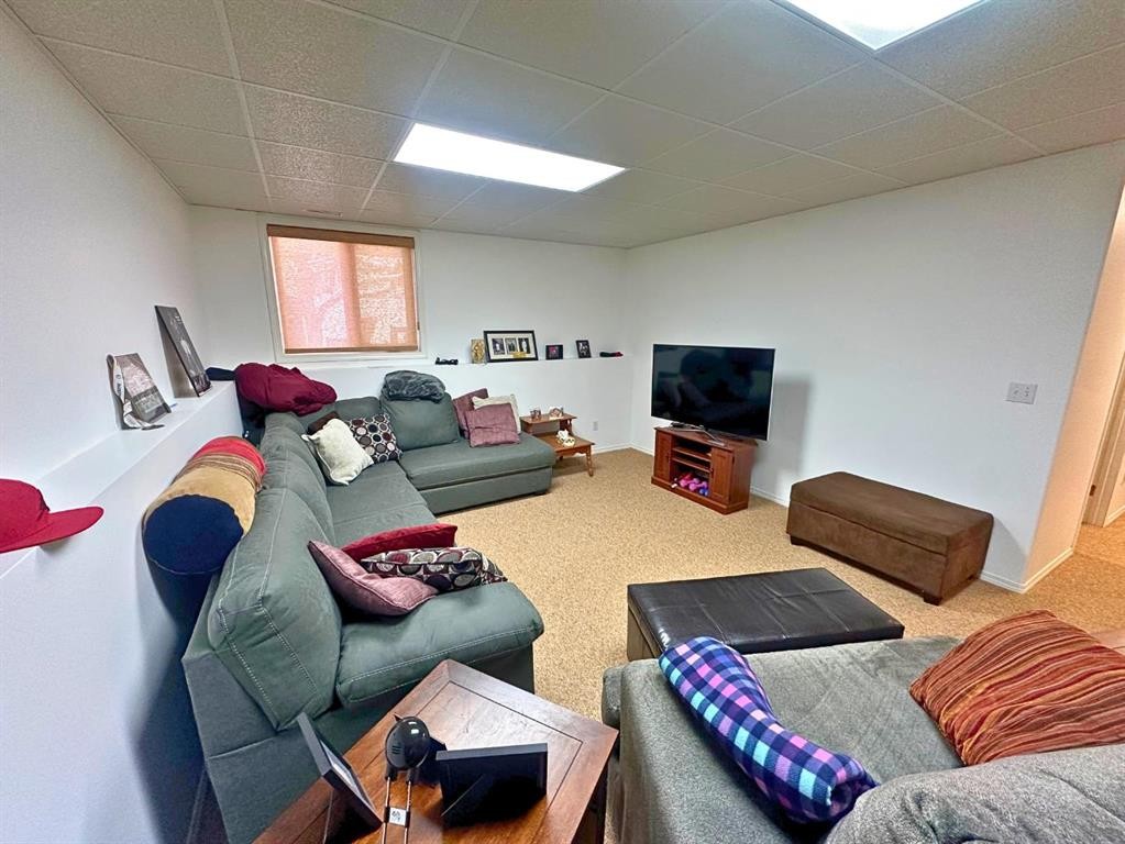 2 Dalton Close, Red Deer, AB - Indoor