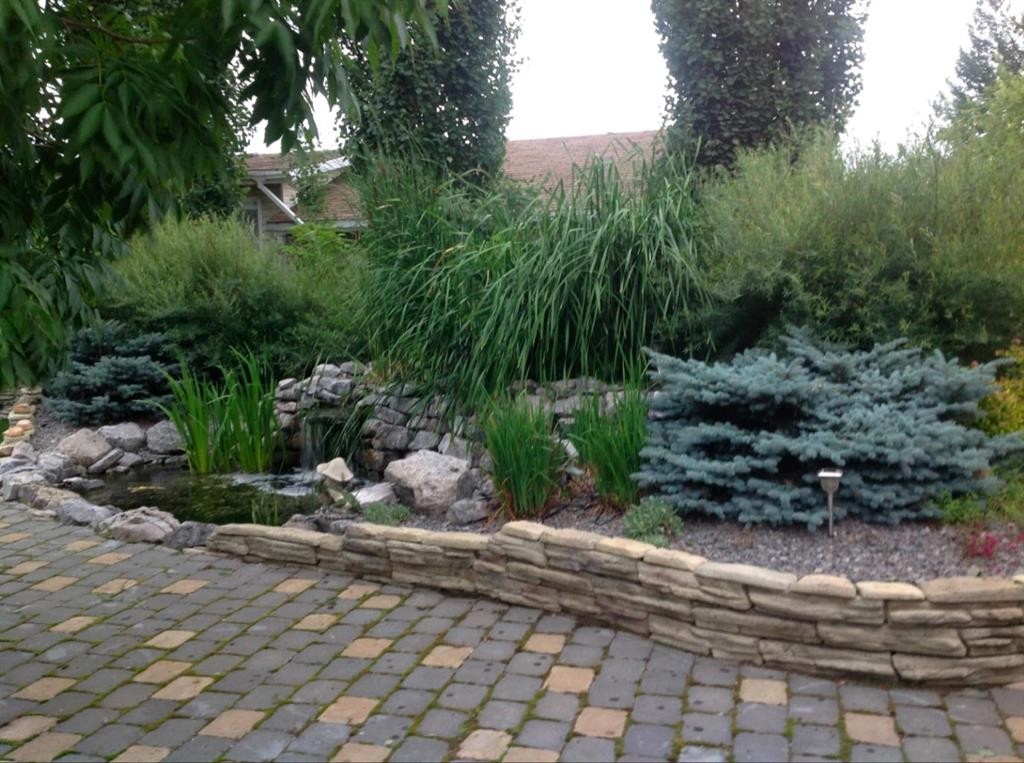 5404 49A Avenue, Alix, AB - Outdoor