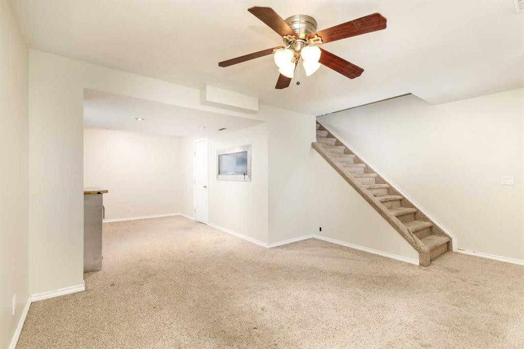 27 Kovac, Red Deer, AB - Indoor Photo Showing Other Room