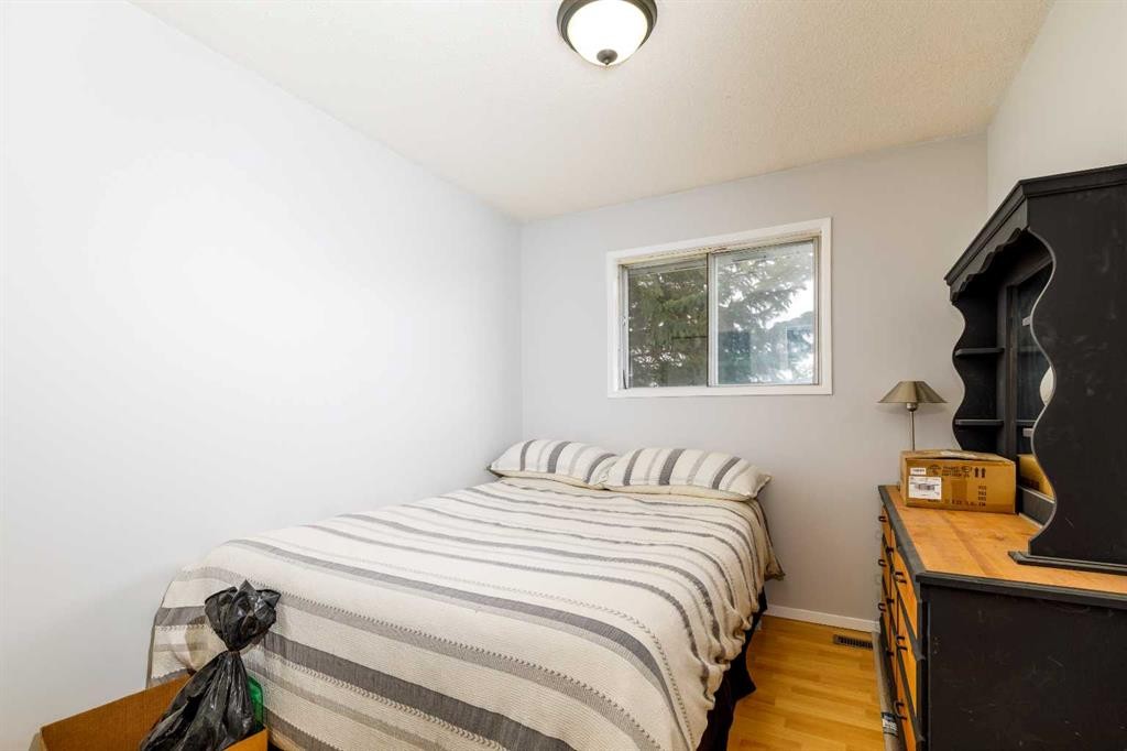 27 Kovac, Red Deer, AB - Indoor Photo Showing Bedroom