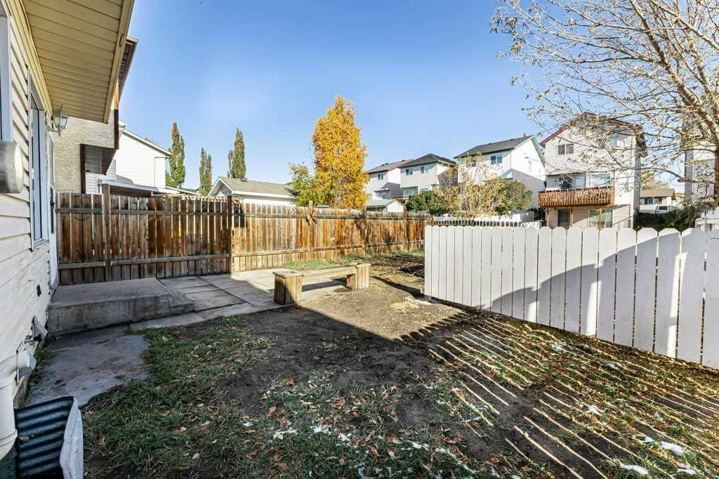 71 Good Crescent, Red Deer, AB - Outdoor