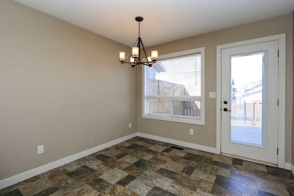 85 Cedar Crescent, Blackfalds, AB - Indoor Photo Showing Other Room