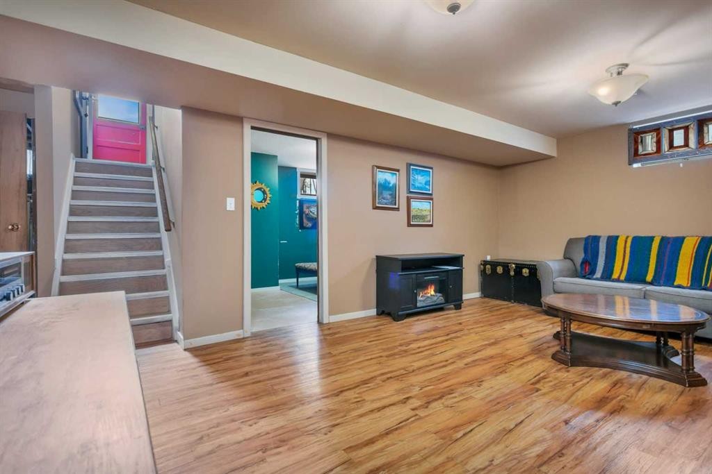 6749 59 Avenue, Red Deer, AB - Indoor With Fireplace