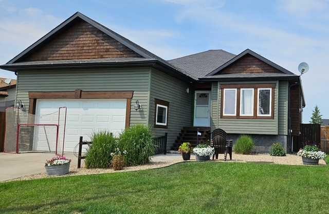 5314 55Th Ave, Bashaw, AB