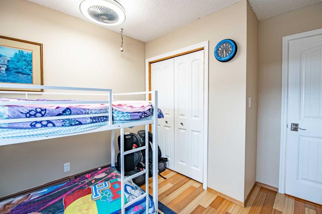44 Norwest Close, Red Deer, AB - Indoor Photo Showing Other Room