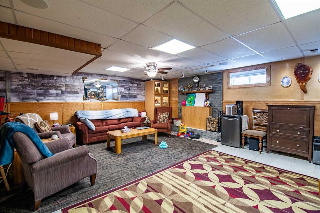 44 Norwest Close, Red Deer, AB - Indoor