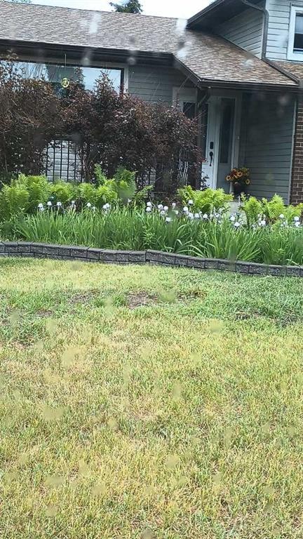 44 Norwest Close, Red Deer, AB - Outdoor